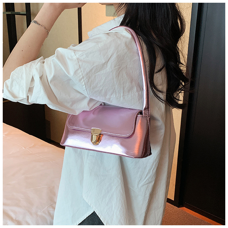 Borsa da donna lucida sotto le ascelle Borsa da donna 2023 New Trend Foreign Style Commuter Borsa a tracolla casual casual semplice piccola borsa quadrata_voghion.com