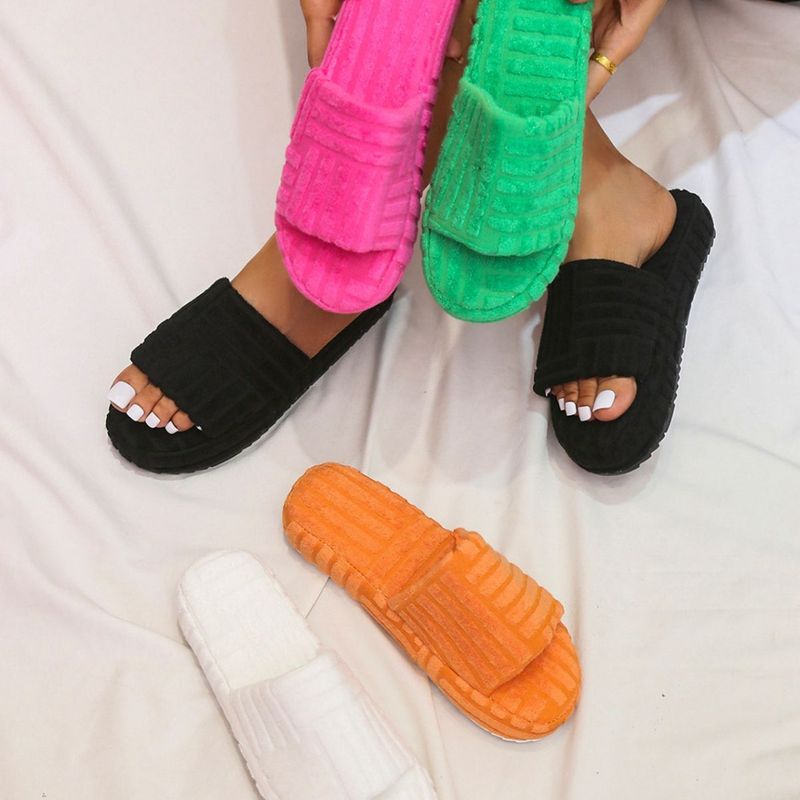 2025 Summer New Large One Word Thick Base Color Towel Fabric Hairy Slippers For Women_voghion.com