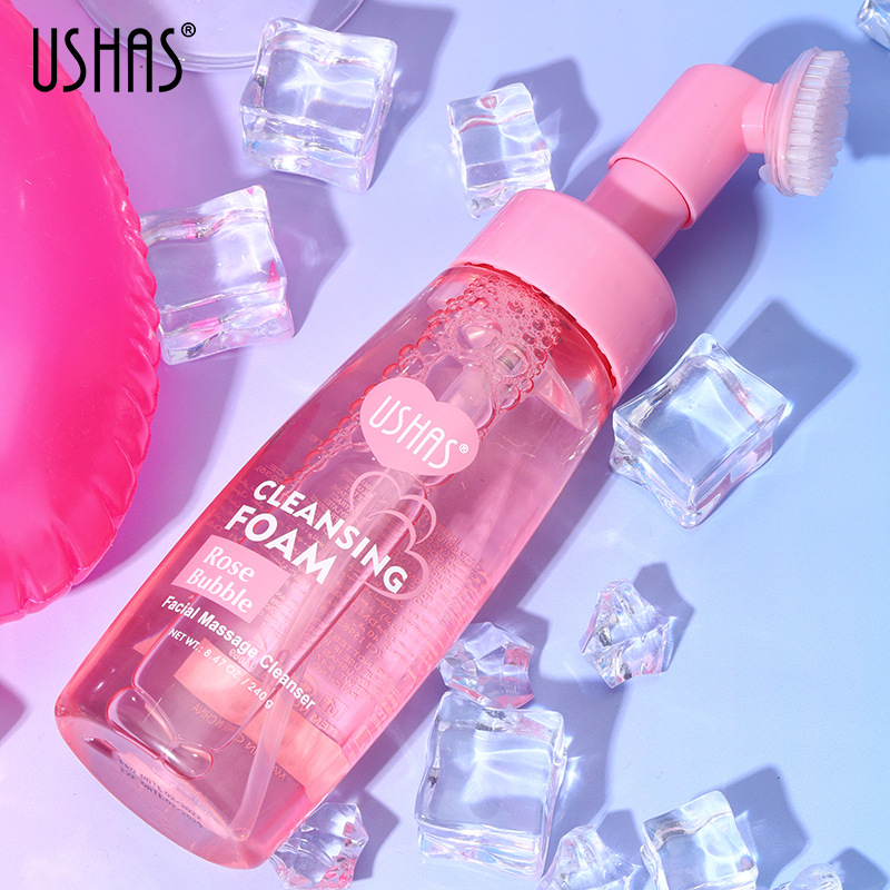USHAS Hot Rose Schaummousse Gesichtsdéifreiniger mat Bürsch_voghion.com