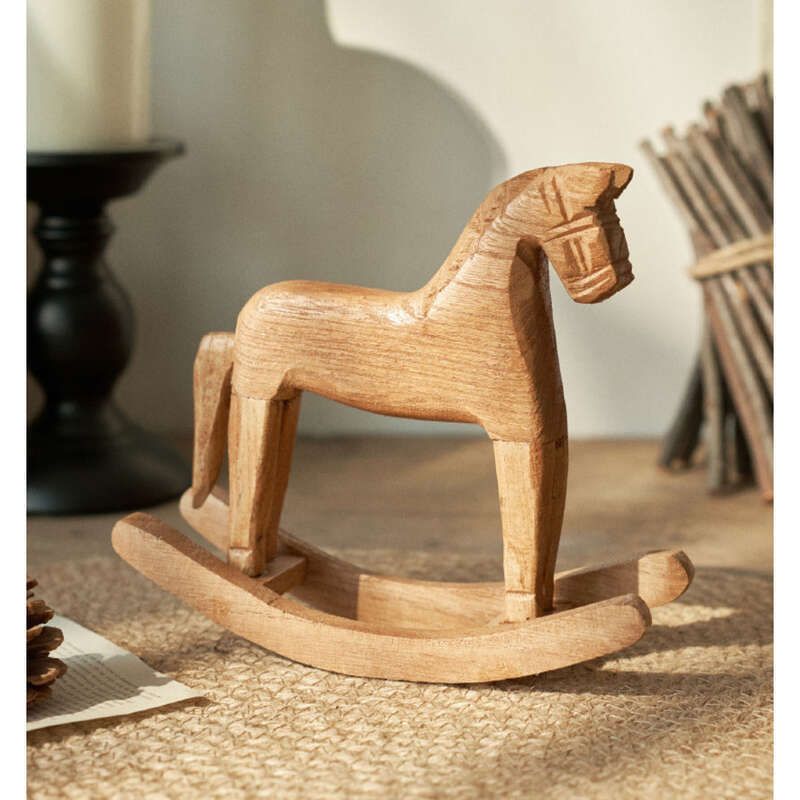 Schaukelpferde, Holzpferde, Tischdekorationen, Wohndekorationen, Kiefernschaukelpferde, Kunsthandwerk, Pferde zu erfolgreichen Ornamenten_voghion.com