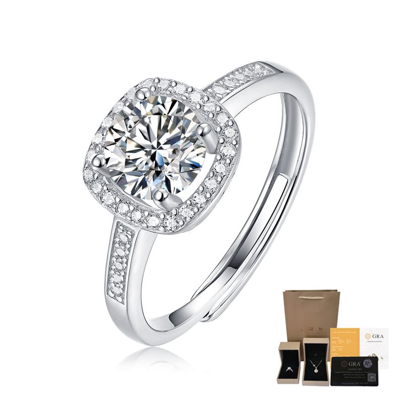 Base per anello alla moda da donna con intarsio in moissanite di colore D incastonata in un quadrato_voghion.com