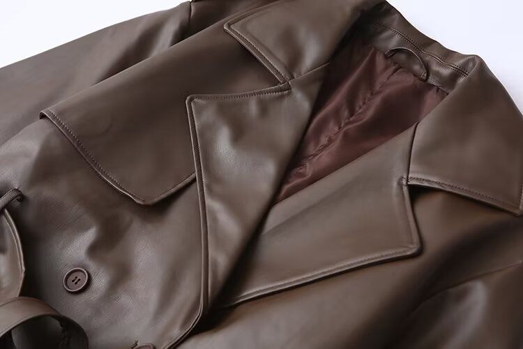 Elegante trenchcoat voor dames – Slim fit, lange windjack van imitatieleer (bordeauxrood/donkerbruin, S-L)_voghion.com