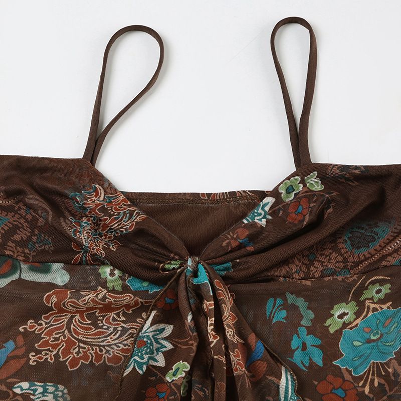 Väriprintti, V-aukkoinen, pienikokoinen sukkanauhallinen naisten kevät 2025, väriä blokkaava, vartalonmyötäinen, laskostettu, läpinäkyvä toppi_voghion.com