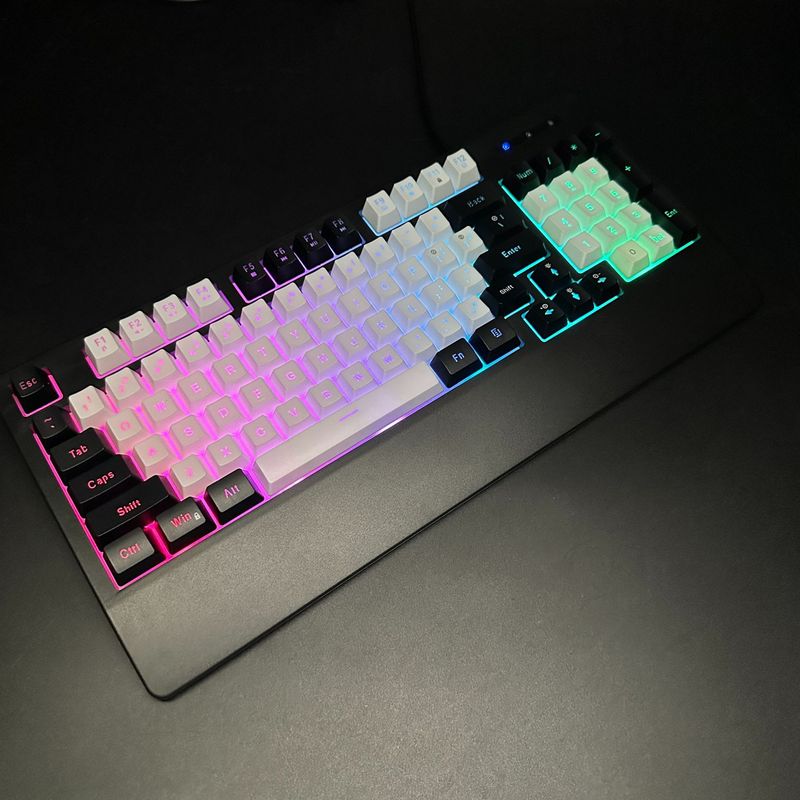 Nouveau clavier de jeu filaire 93 touches avec rétroéclairage RVB et touches ABS moulées par injection bicolores (2025), sans conflit entre plusieurs touches._voghion.com