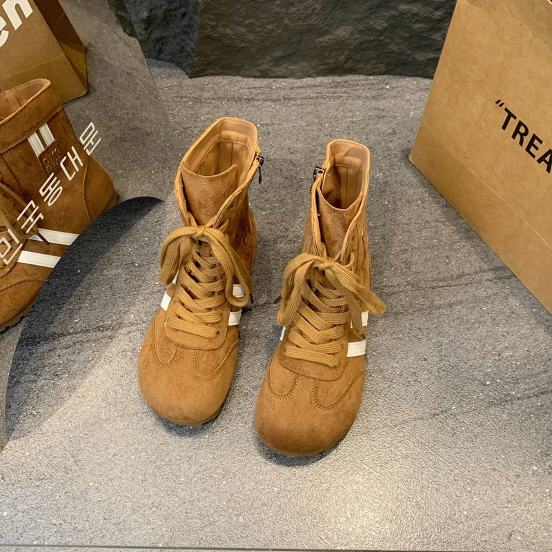 Bottes de boxe pour femmes, chaussures d'entraînement pour femmes, nouvelle mode 2025, chaussures de boxe montantes, bottes Martin plates, légères et confortables_voghion.com