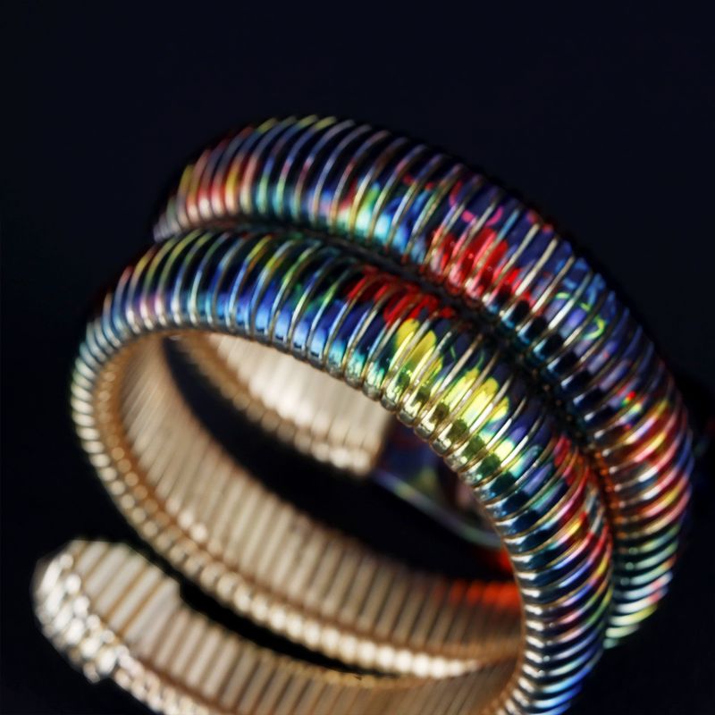 Fashion Creative Snake-Shaped For Women, Unique Pattern Quartz With Steel Band Bracelet, Electronic Watch_voghion.com