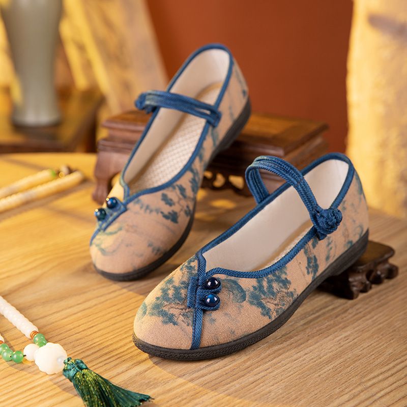 Damenschuhe Frühling Neuer Stil Alte Peking-Stoffschuhe Ethnische Mutter Mittleren Alters Und Älterer Weicher Boden Antiker Stil Bestickte Schuhe Damen_voghion.com