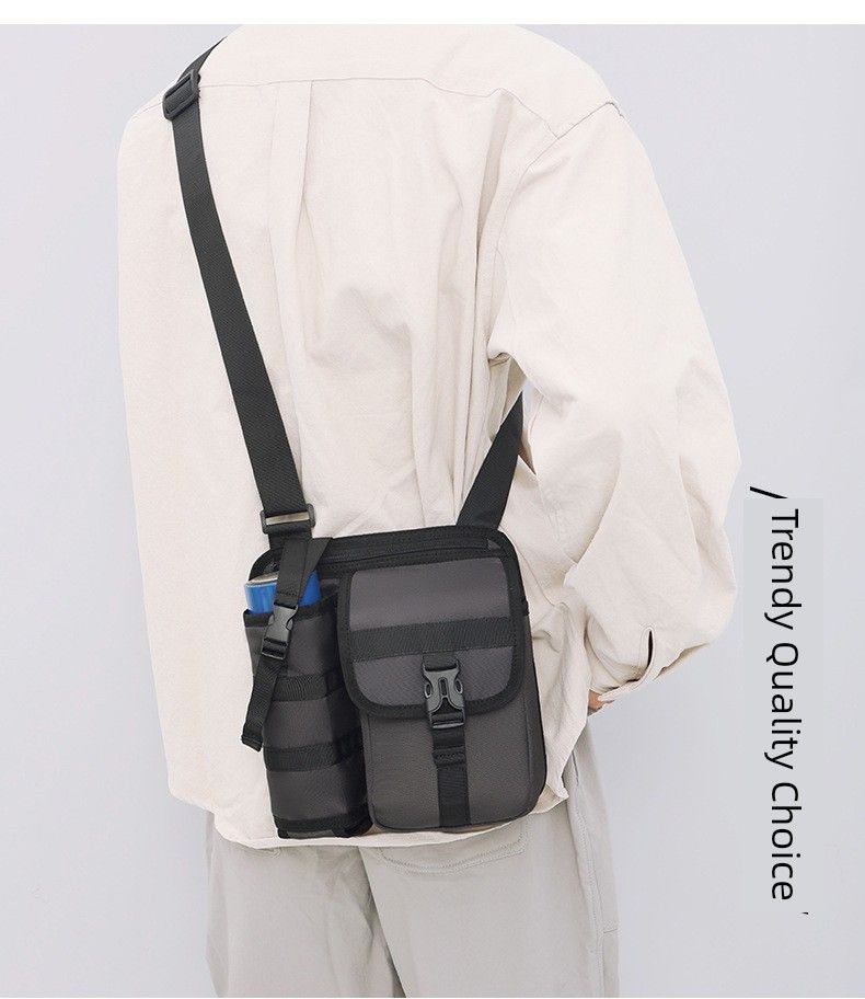 Outdoor Wild Fishing Vacuum Cup 8-Inch Flat Messenger Bag_voghion.com