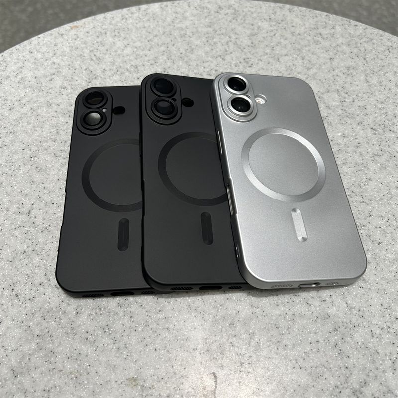 Custodia di ricarica wireless magnetica opaca di lusso per iPhone 16 15 14 Pro Max Plus 13 12 11 XR X XS 7 8 Cover antiurto_voghion.com