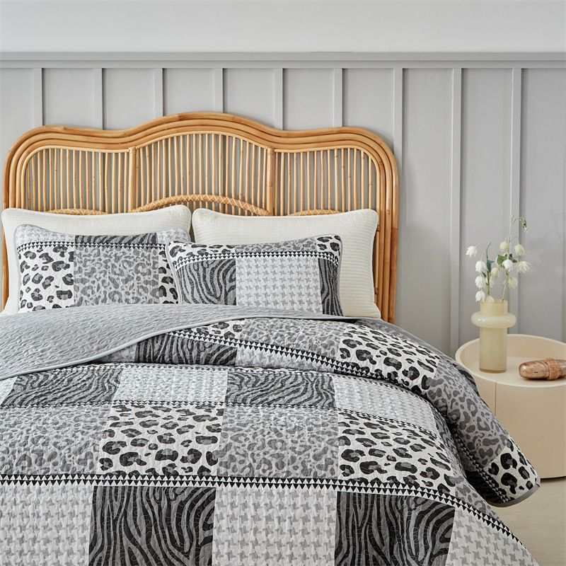 Copriletto a righe e stampa leopardata - Copripiumino grigio chiaro 3 pezzi (certificato OEKO-TEX®, motivo geometrico astratto) per camere da letto moderne e bohémien._voghion.com