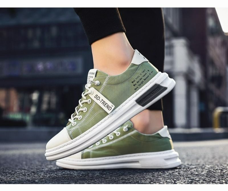 Scarpe da ginnastica da uomo 2024 Nuova tela per uomo Moda outdoor Scarpe da tennis bagnabili Scarpe da passeggio casual Zapatillas Para_voghion.com