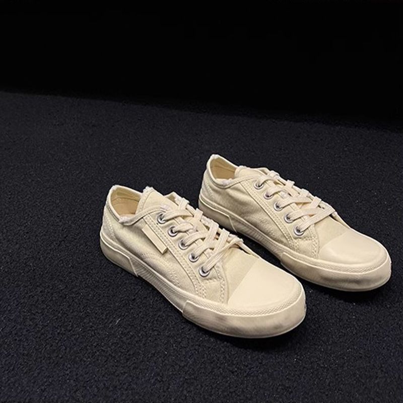 2025 neue Sommer Gewaschen Denim Stoff Mit Löchern Und Distressed Leinwand Schuhe Für Paare Tragen Halb Hausschuhe Auf Die_voghion.com