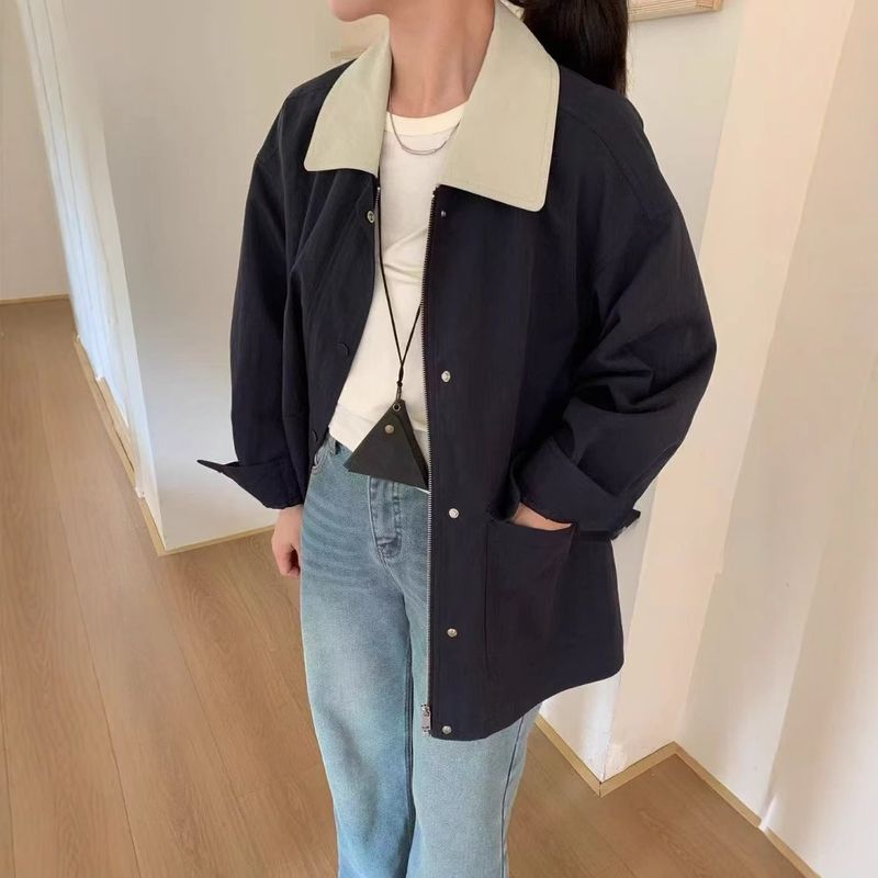 Trench coat da donna in stile coreano, versatile, di media lunghezza, con tasche grandi, color block, con colletto rovesciato, autunno 2025_voghion.com