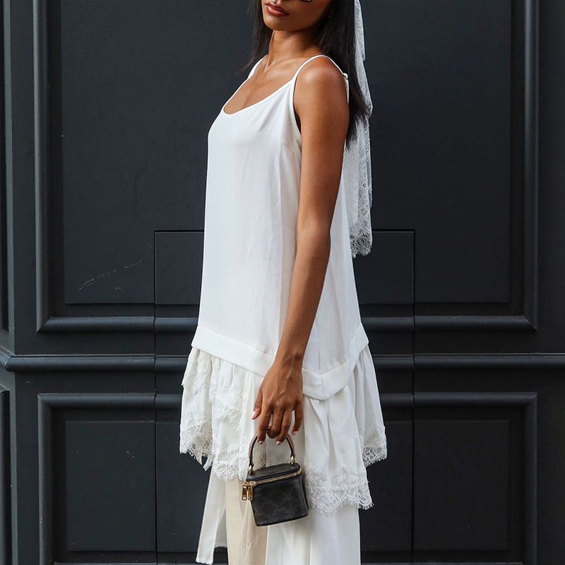 2025 Autumn Winter New White Lace Strap Short Dress Design Sense Elegant Fashion Casual Cross-Border Commuting_voghion.com