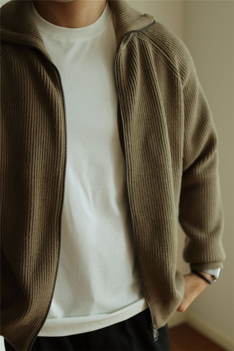 Men’s Chunky Knit Zip-Up Cardigan – High Neck Winter Sweater (Breathable Cotton, 5 Sizes, Minimalist Design, Anti-Wrinkle, Machine Washable)_voghion.com