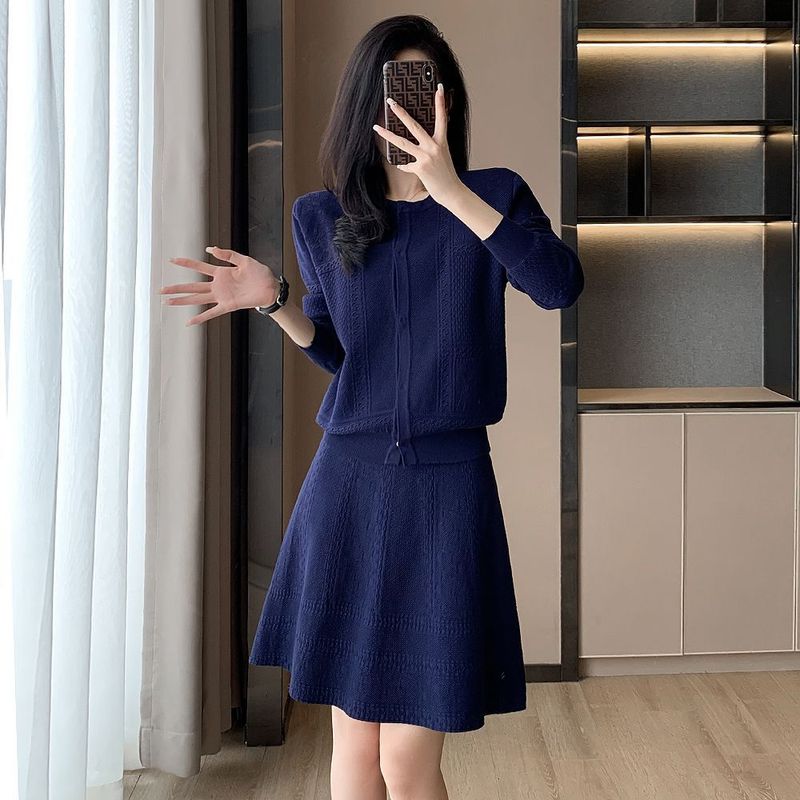 Autumn Winter New Internet Celebrity Two-Piece Socialite Little Style Knitted Dress Sweater Skirt Set_voghion.com