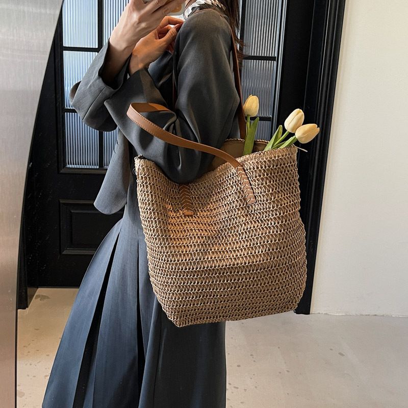 Minimalist Single Shoulder Large Capacity Straw Spring Niche Design Woven Beach Vacation New Tote Bag For Women_voghion.com