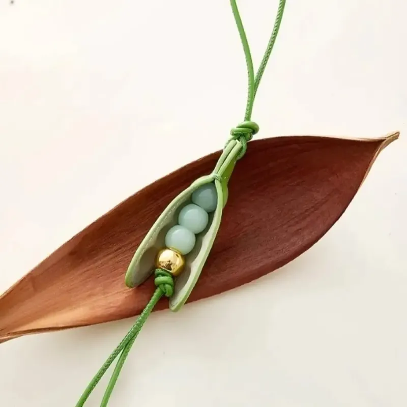Fashion High-End Pendant Handmade Leather Keychain All-match Style Green Pea Bag Charm Trendy Accessory 250703_voghion.com