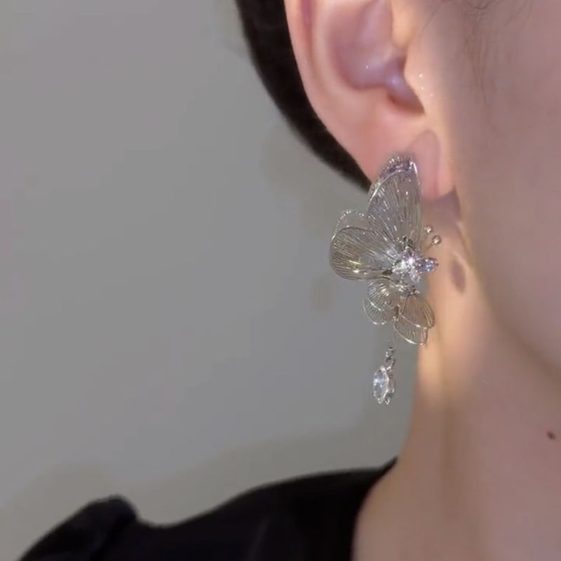 Französisch inspirierte hohle Tropfenohrringe mit Quaste – leichter Luxus, glänzendes und 3D-Design für Frauen (supereleganter Stil)_voghion.com