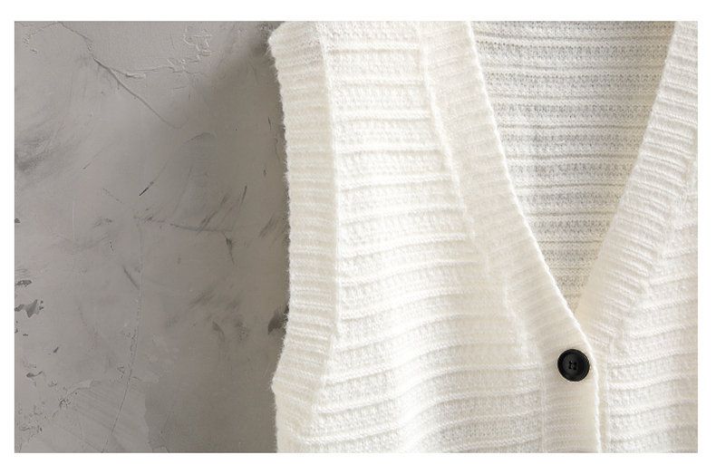2025 Herbst- und Winterpullover Herrenweste mit V-Ausschnitt, ärmellose Weste, Strickpullover, einreihig, modischer Pullover_voghion.com