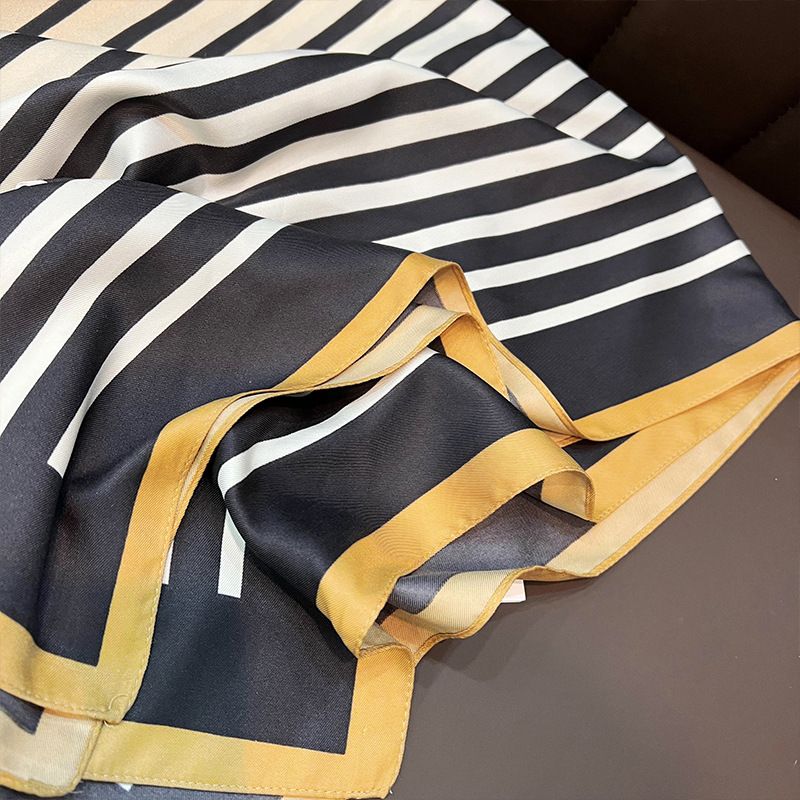 Koreanische neue herbst und winter nische design gestreiften kontrast großen frauen simulierte seide schal multifunktionale schal_voghion.com