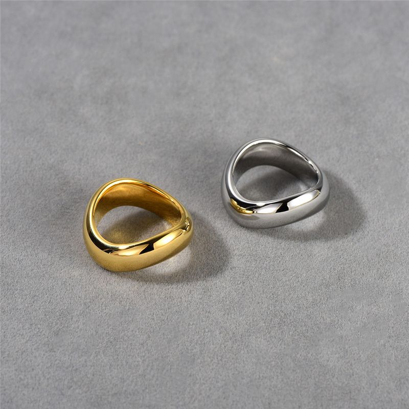 Damenschmuck Einzigartige Persönlichkeit Wellenmuster Kupferplattiert K Echtgoldring Mode Leicht Luxus Nischendesign High-End-Ring_voghion.com