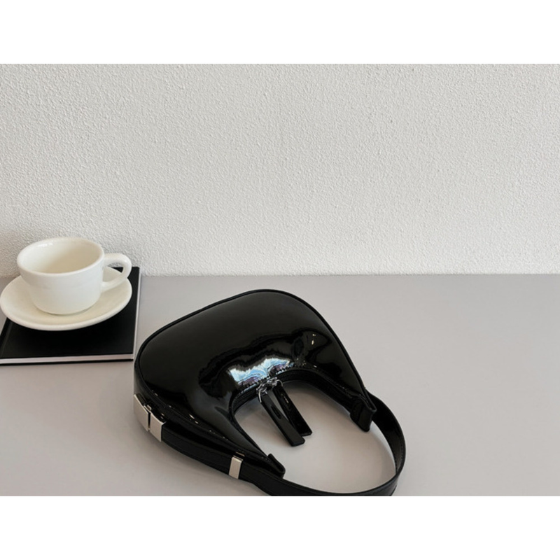 2024 New Handheld Crescent for Women's Summer Luxury, Versatile Underarm B, Fashionable and Casual Commuter Shoulder_voghion.com