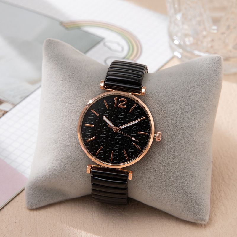 Montre à quartz pour femme avec bracelet élastique, boîtier doré, aiguille dorée, décontractée, tendance, cadeau quotidien pour la fête des mères, un anniversaire, la Saint-Valentin_voghion.com