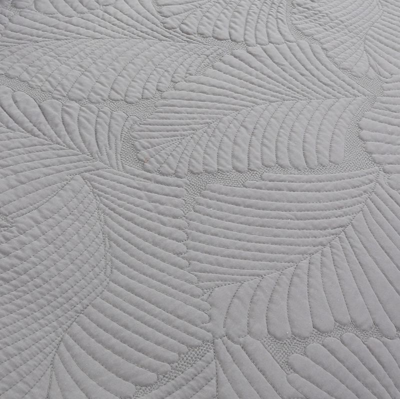 Light luxury home bed cover three piece set polyester embroidery quilt high end printed solid color summer cool quilt indoor air conditioning quilt_voghion.com