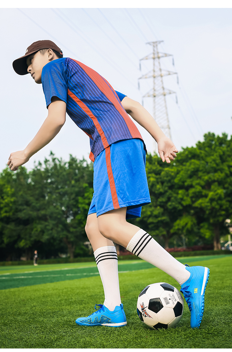 Men Women Breathable Indoor Hot-selling High-quality Football Boots Unisex Soccer Shoes Wear-Resistant Training Match_voghion.com