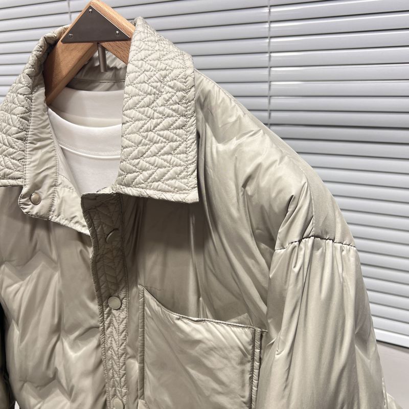 Vêtements pour hommes Nouvelle chemise en coton et soie résistante au froid pour hommes Motif d'épissure d'épissure de blé Petit revers Mince Mode Veste en coton et soie pour hommes_voghion.com