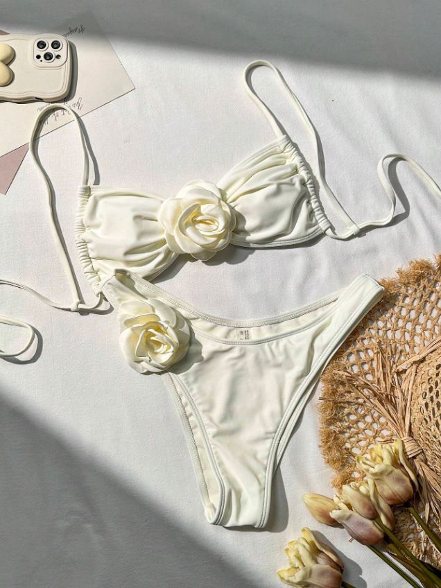 Costume da bagno bikini con fiori tridimensionali alla moda per donna_voghion.com