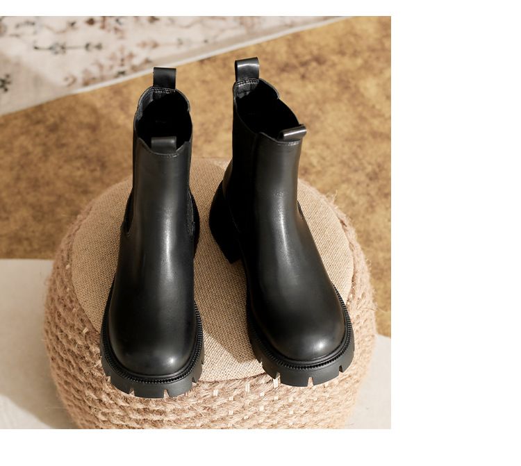 Stiefel Kurze Stiefel im britischen Stil für Damen 2023 neue Herbst- und Winterstiefel mit mittlerer Wade und dicker Sohle Martin-Stiefel Zigarettenstiefel in Übergröße_voghion.com