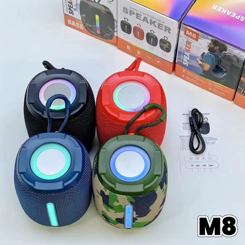 Nový venkovní subwoofer M8 s Bluetooth RGB světlem, přenosný stolní reproduktor s dárkovou kartou_voghion.com