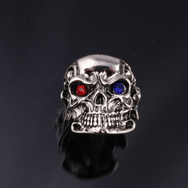 Fashionable and versatile, domineering skull head ring, men's diamond inlaid open ring bracelet_voghion.com