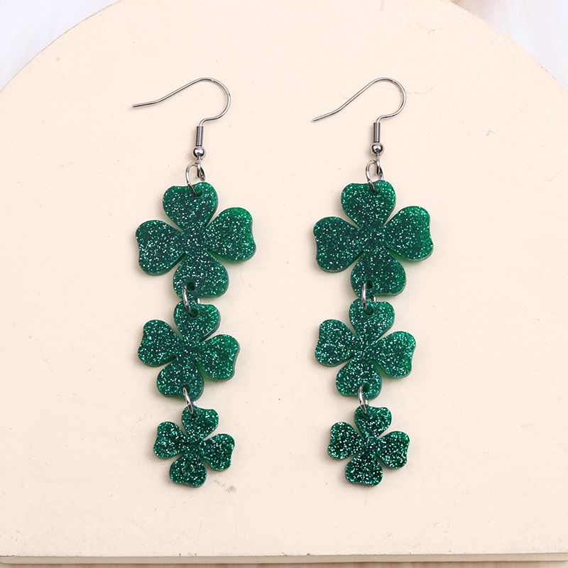 Boucles d'oreilles pendantes en forme de trèfle à quatre feuilles pour la fête de la bière de la Saint-Patrick, bijoux d'oreilles uniques pour femmes_voghion.com
