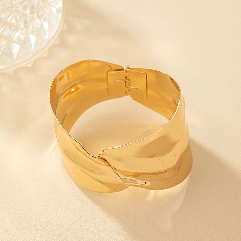 Hip-Hop-Retro-Armreif mit einfarbiger Legierungsbeschichtung und vergoldetem Damenarmband_voghion.com
