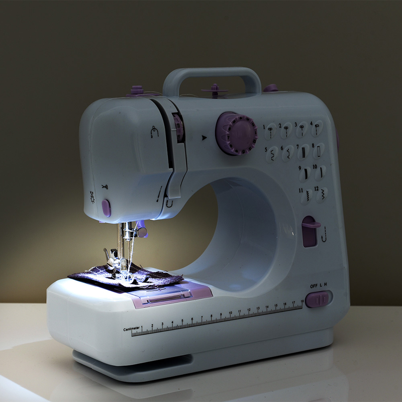 Inne máquina de costura portátil mini elétrica doméstica artesanato remendo overlock 12 pontos com pedal de mesa iniciantes_voghion.com