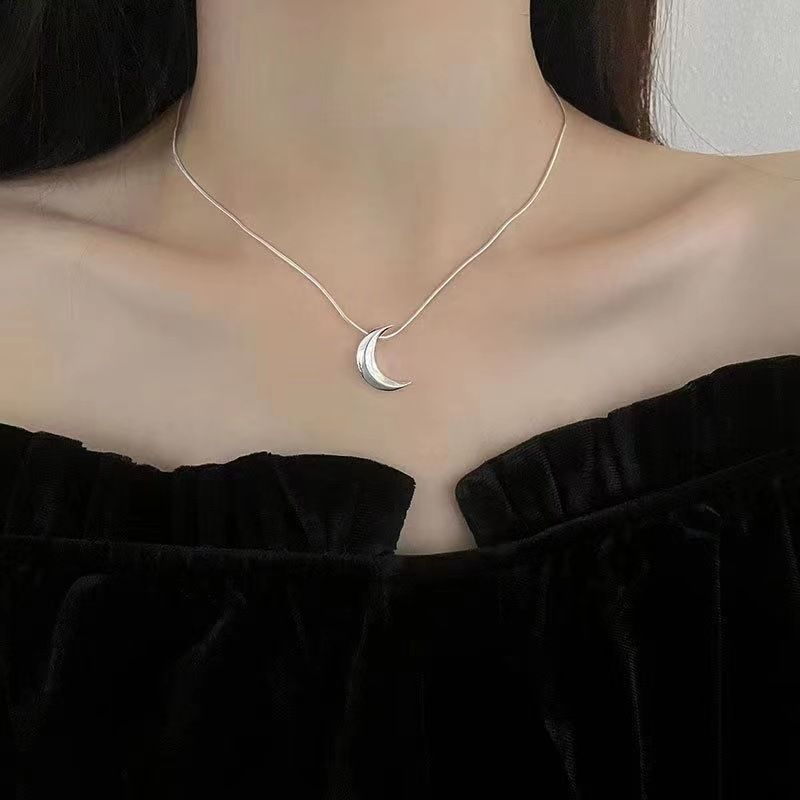 Brillant dans le ciel, beauté exquise, lune simple et polyvalente pour les femmes, style froid et élégant, texture de haute qualité,_voghion.com