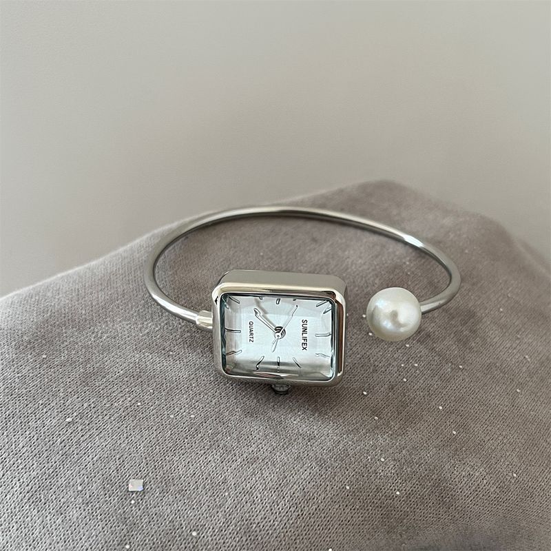Women's Jewelry Elegant Square Pearl Bracelet Watch With Quartz Movement, Vintage Minimalist Style For Fashionable Exquisite Quartz Watch_voghion.com