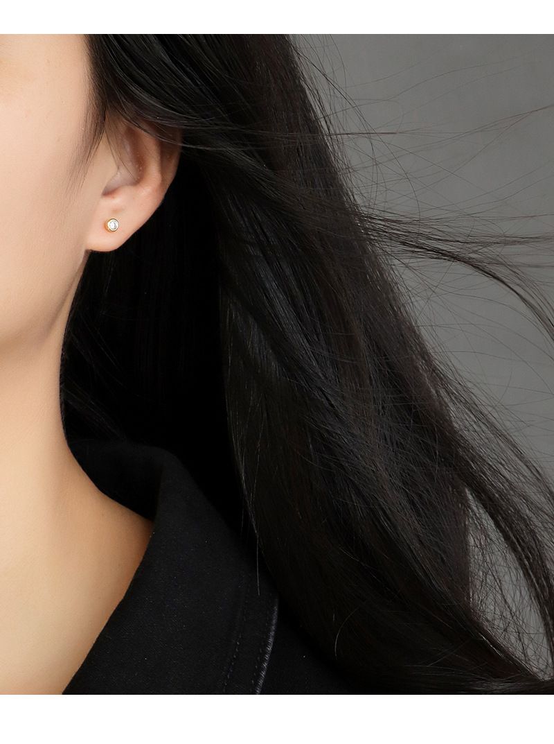Sier Needle Zircon Female Temperament Simple Geometric Round Ear Bone Studs Mini Earrings_voghion.com