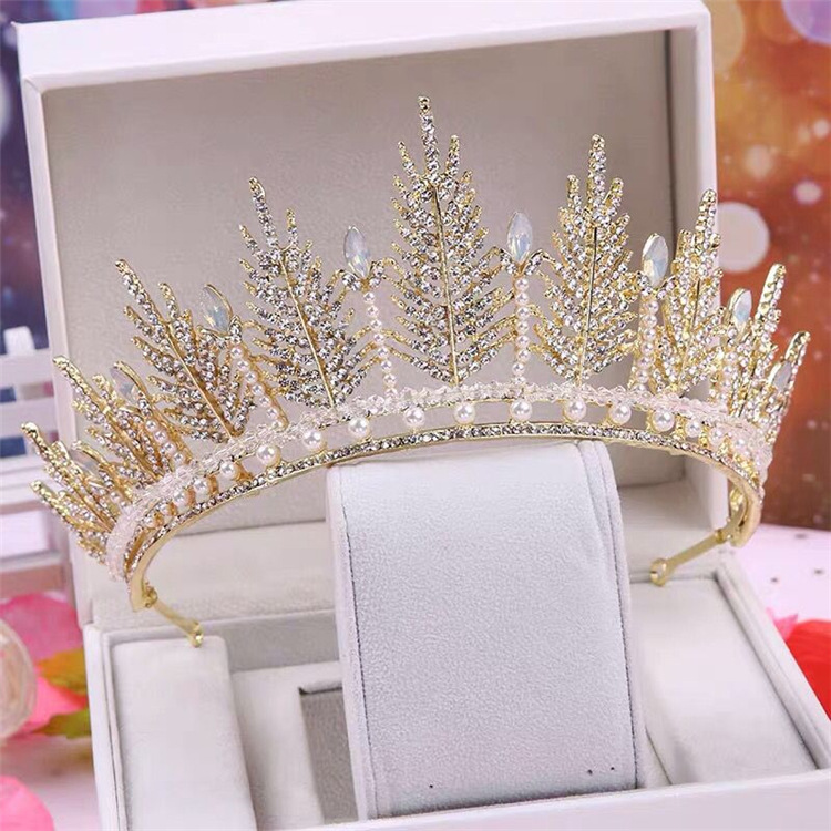 New style tiara bridal crown large hand-beaded leaf crown wedding dress 18-year-old coming-of-age ceremony birthday crown_voghion.com