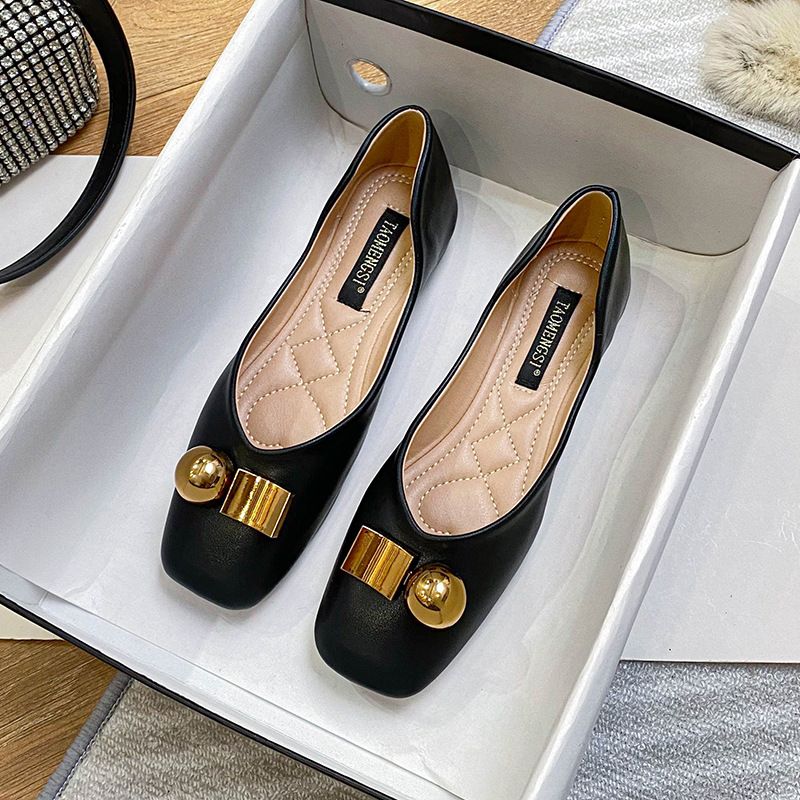 562 Huidong Yixin Da 2025 Spring New Women's Soft Sole Comfortable Flat French Style Stunning Single Shoes_voghion.com
