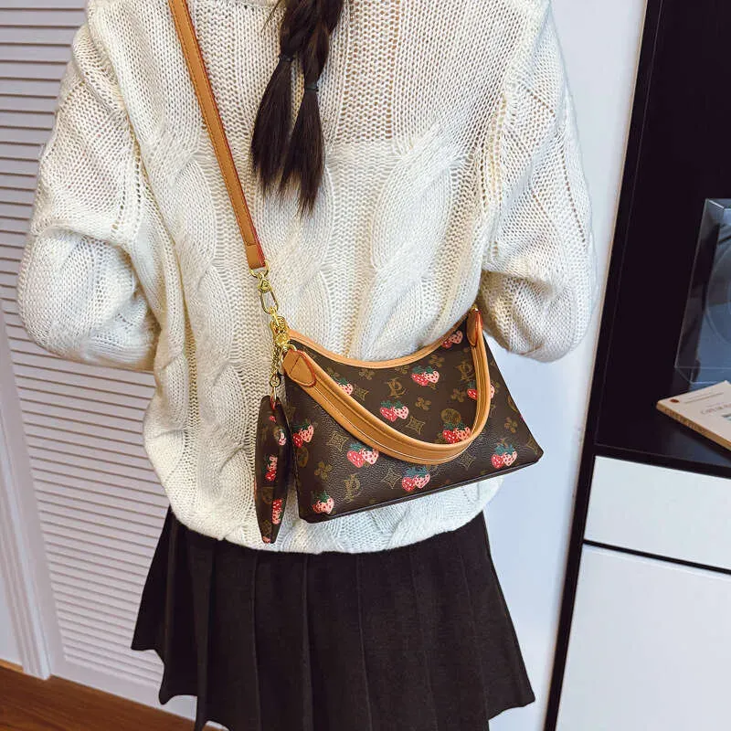 Fashion Designer Bags Crossbody For Women Strawberry Cherry Printed Small Pendant Versatile Shoulder Bag_voghion.com
