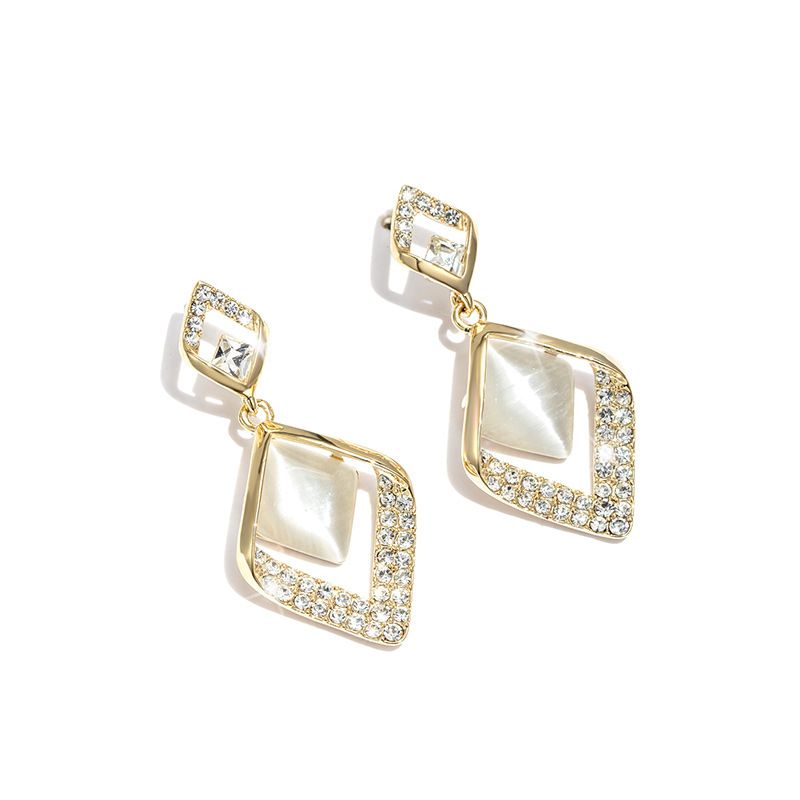 Orecchini con diamanti a forma di occhio di gatto, orecchini in argento S925 con aghi, orecchini di nicchia alla moda, squisiti e versatili, di alta gamma e con temperamento raffinato._voghion.com