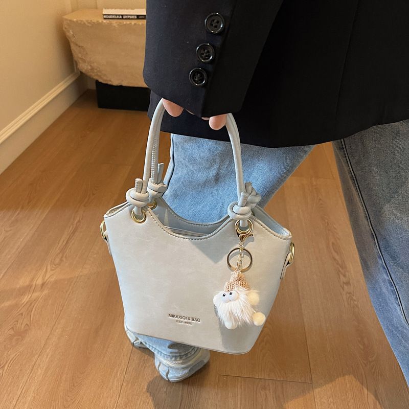 Small For Women 2025 Spring New Fashion Versatile Crossbody Commuter Handbag Bucket Shoulder Bag_voghion.com