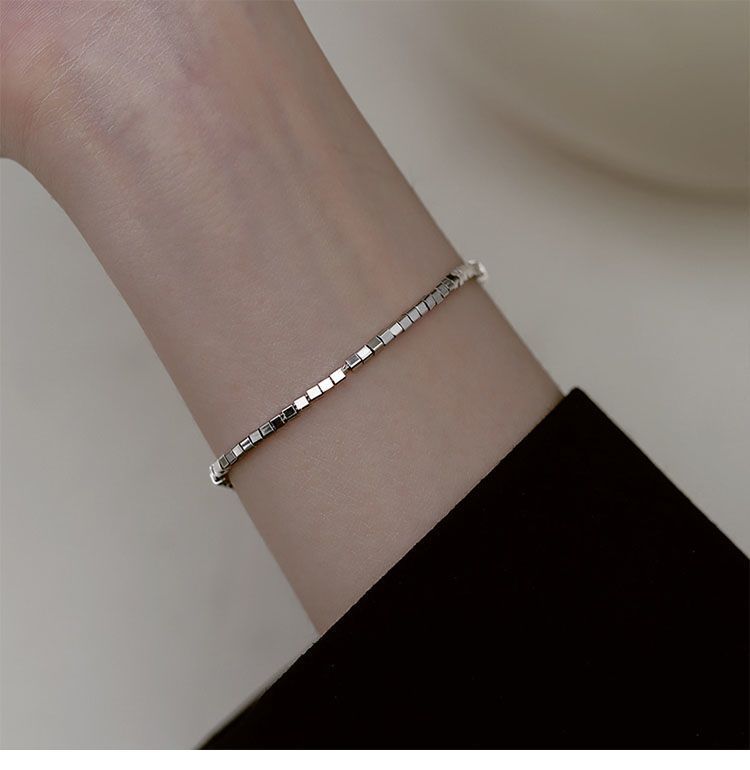Geometric Cube Bracelet For Women, Niche Light Luxury Broken Silver Beads Starry Sky Bracelet, Ins Style High-end_voghion.com