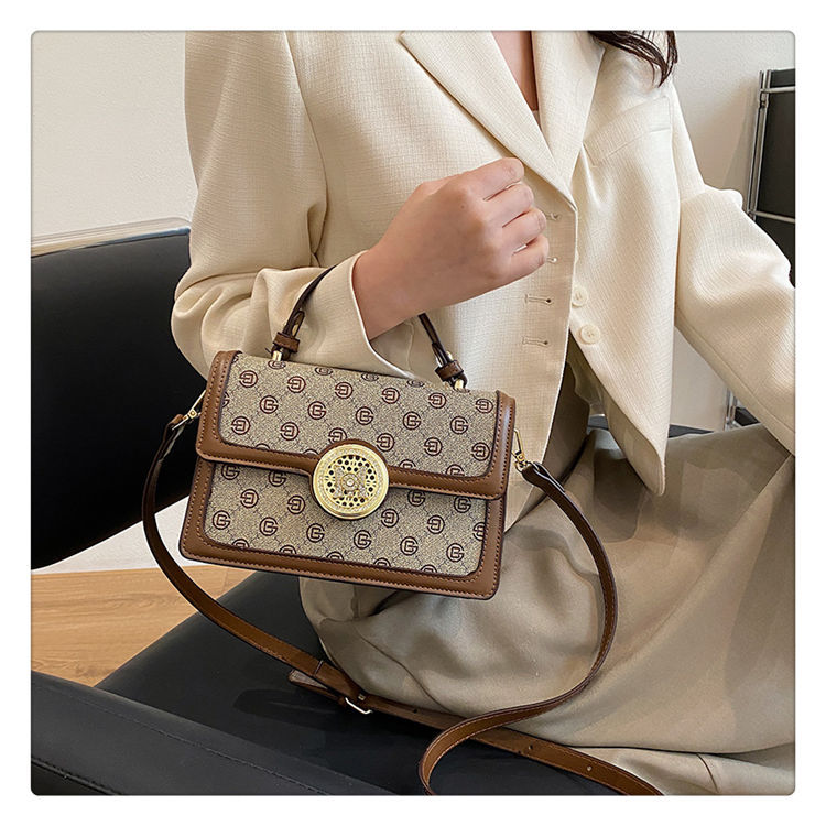2023 summer new live broadcast good style one-shoulder simple Messenger hand-held hand-carry small square women's bag manufacturers wholesale _voghion.com