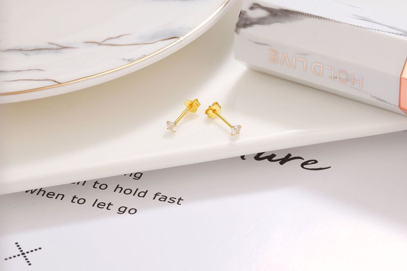Orecchini in argento sterling S925 – Orecchini a bottone in zircone placcato oro a 4 griffe, accenti di diamanti INS, mini gioielli di tendenza_voghion.com
