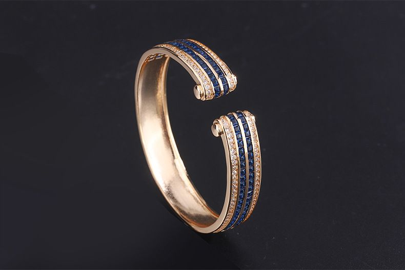 Bracciale rigido geometrico in stile vintage da donna con pietre preziose simulate - Design elegante e lussuoso per l'uso quotidiano_voghion.com